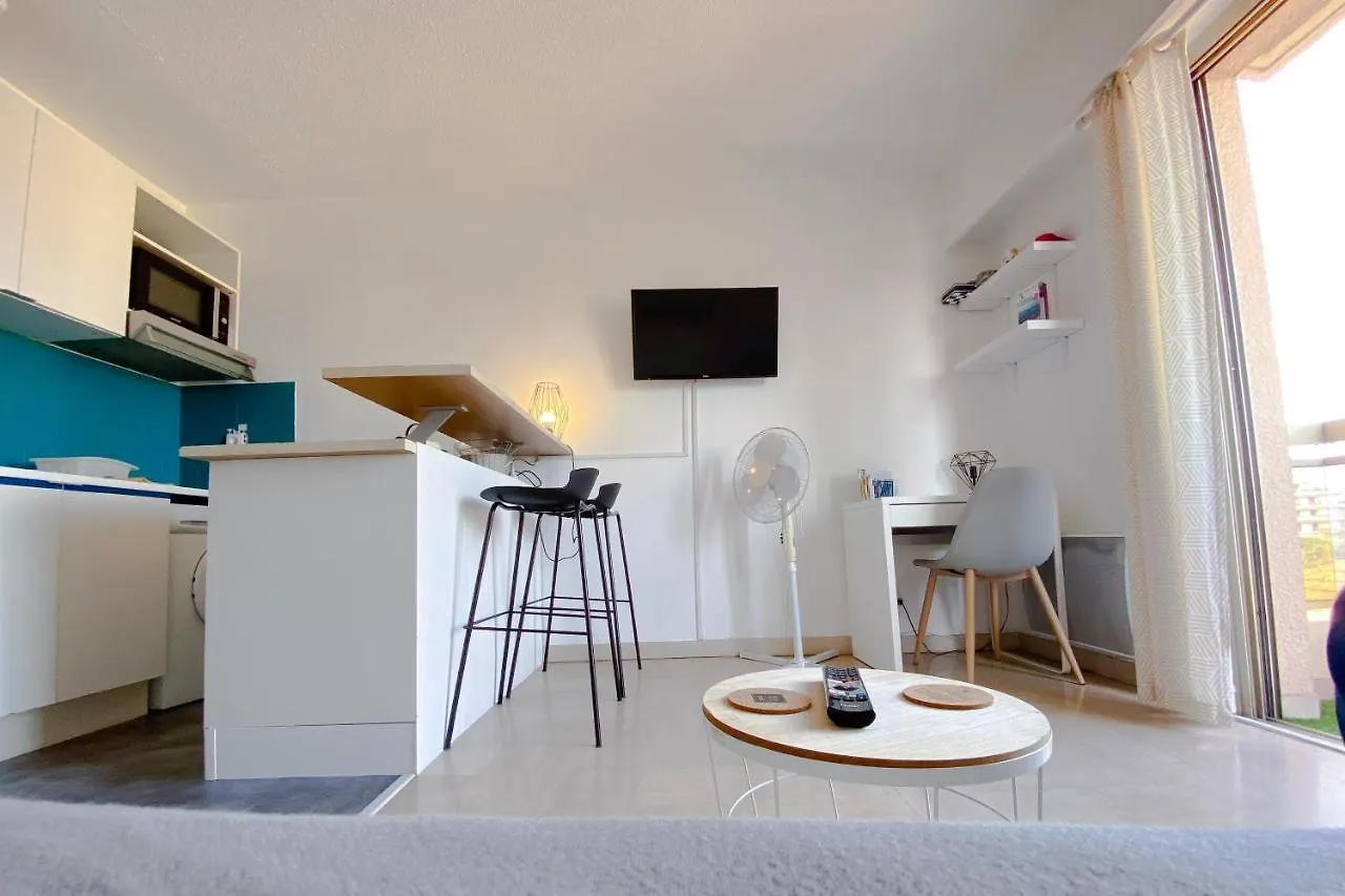 Guignon - Apart Sunny Comfort Close To The Port & Station Antibes 0*,