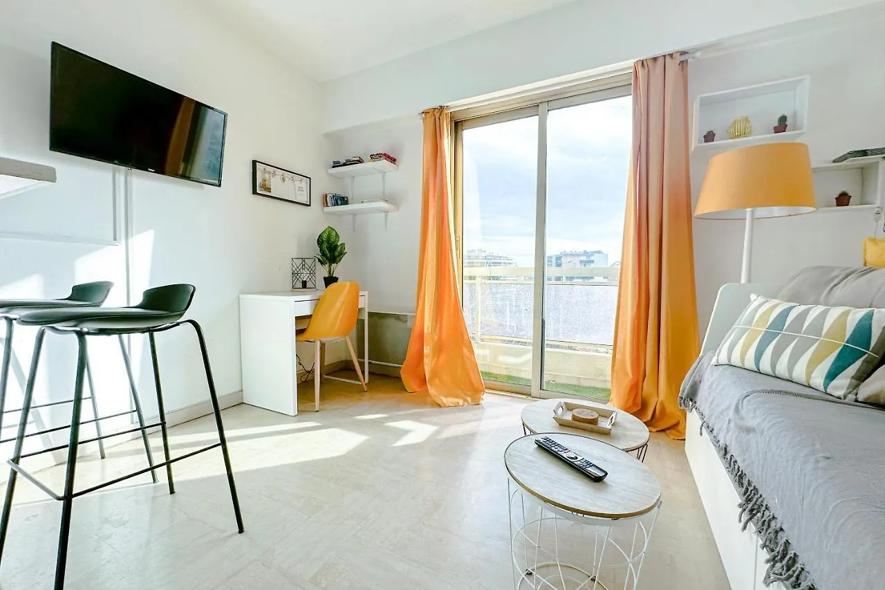 Guignon - Apart Sunny Comfort Close To The Port & Station Antibes France