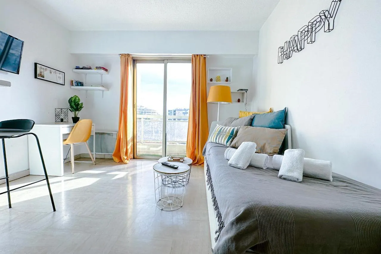 Guignon - Apart Sunny Comfort Close To The Port & Station Antibes